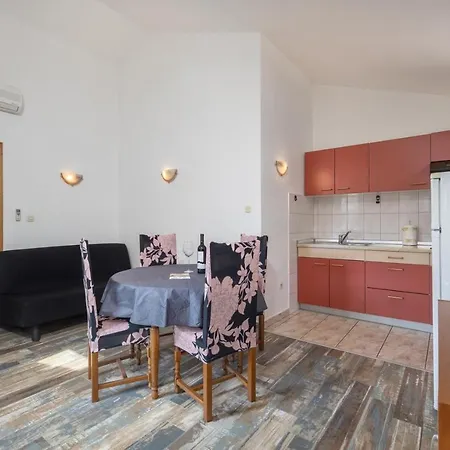 Lapida 수페타르스카 드라가