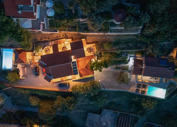 Lapida Gostinjska kuća 3*