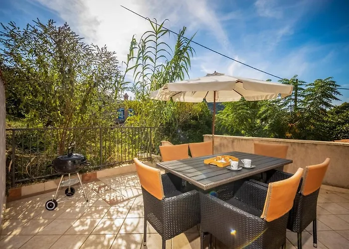 Gostinjska kuća Lapida 3*