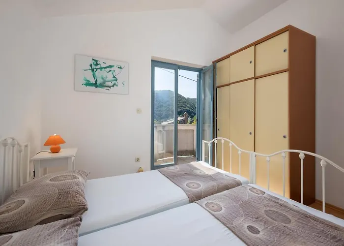 Lapida Gostinjska kuća