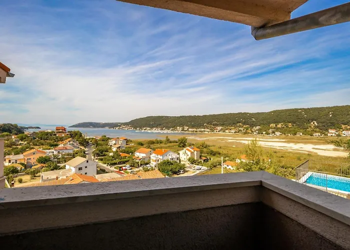 Gostinjska kuća Lapida 3*