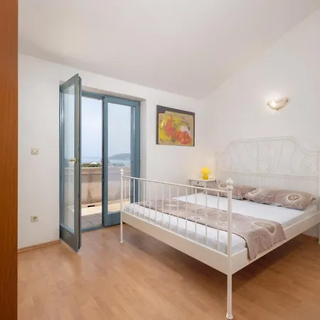 Guest house Lapida