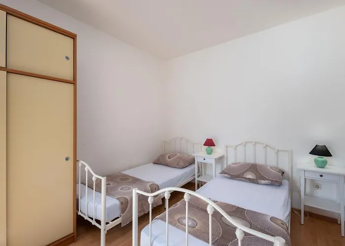 Pensjonat Lapida Supetarska Draga