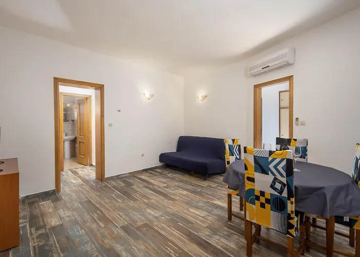 Pensjonat Lapida Supetarska Draga