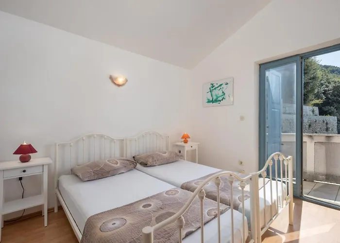 Lapida 3*