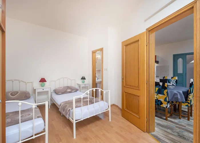 Pensjonat Lapida 3*